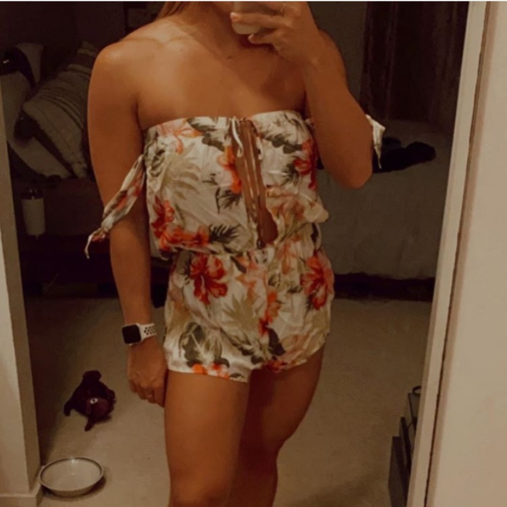 Aloha Print Off Shoulder Romper